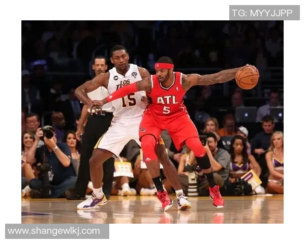 勇士与老鹰常规赛激战回顾球员表现与战术分析全解析